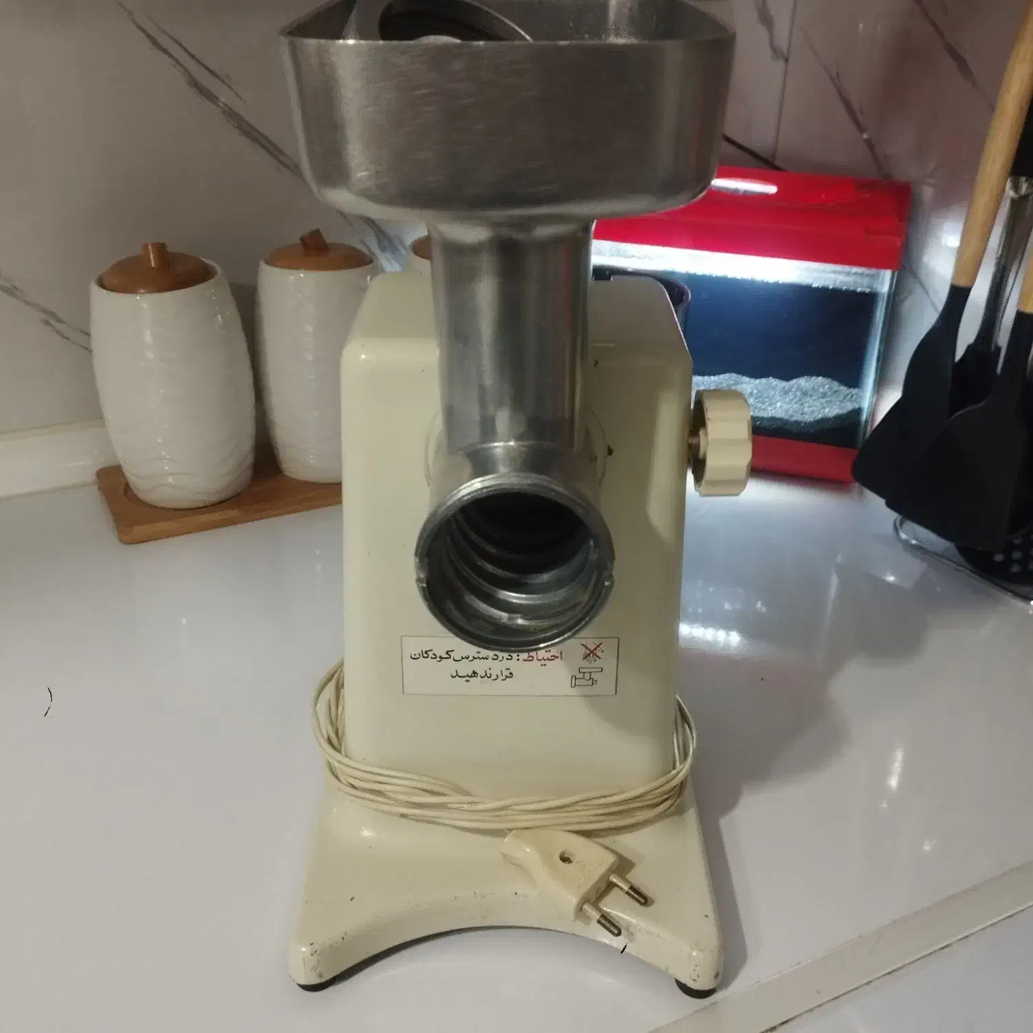 چرخ گوشت ناسیونال قدیمی|سایر لوازم برقی|اصفهان, قهجاورستان|دیوار