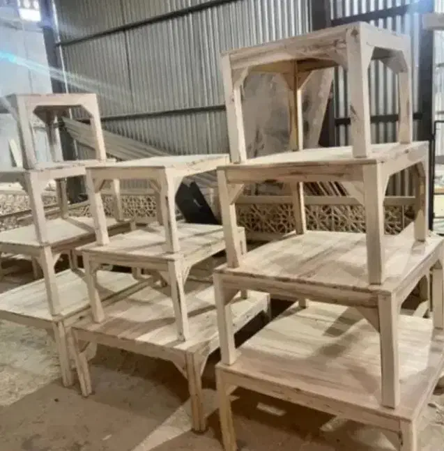 کرسی چوبی . صندلی چوبی . تخت|صندلی و نیمکت|صباشهر, |دیوار