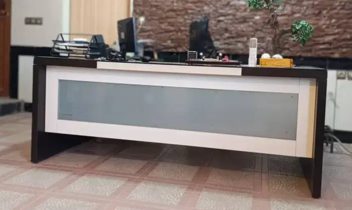 میز مدیریت اداری شیک و برند شرکتی|مبلمان اداری|دورود, |دیوار