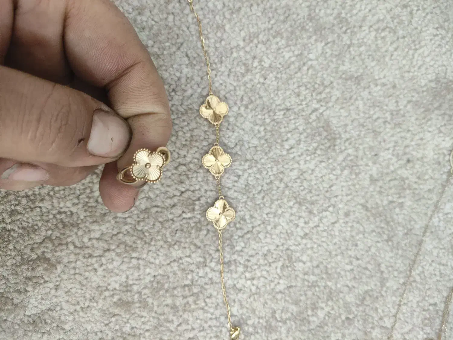 ونکلیف|جواهرات|تهران, امام زاده حسن|دیوار