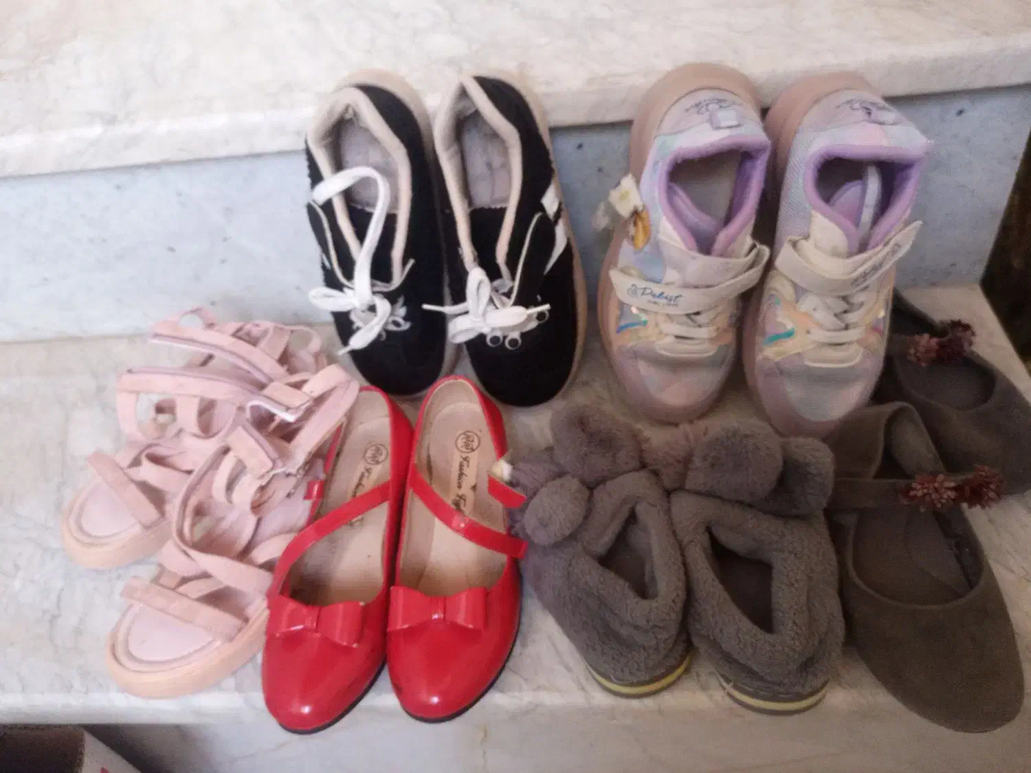 فروش تعدادی کفش|کیف، کفش، کمربند|باقرشهر, |دیوار