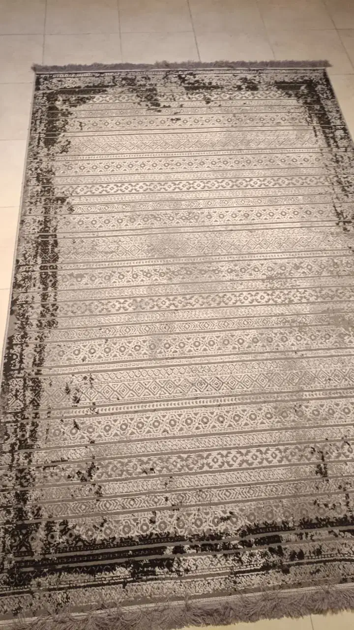 ساعت و فرش|ساعت دیواری و تزئینی|اصفهان, باغ فدک|دیوار