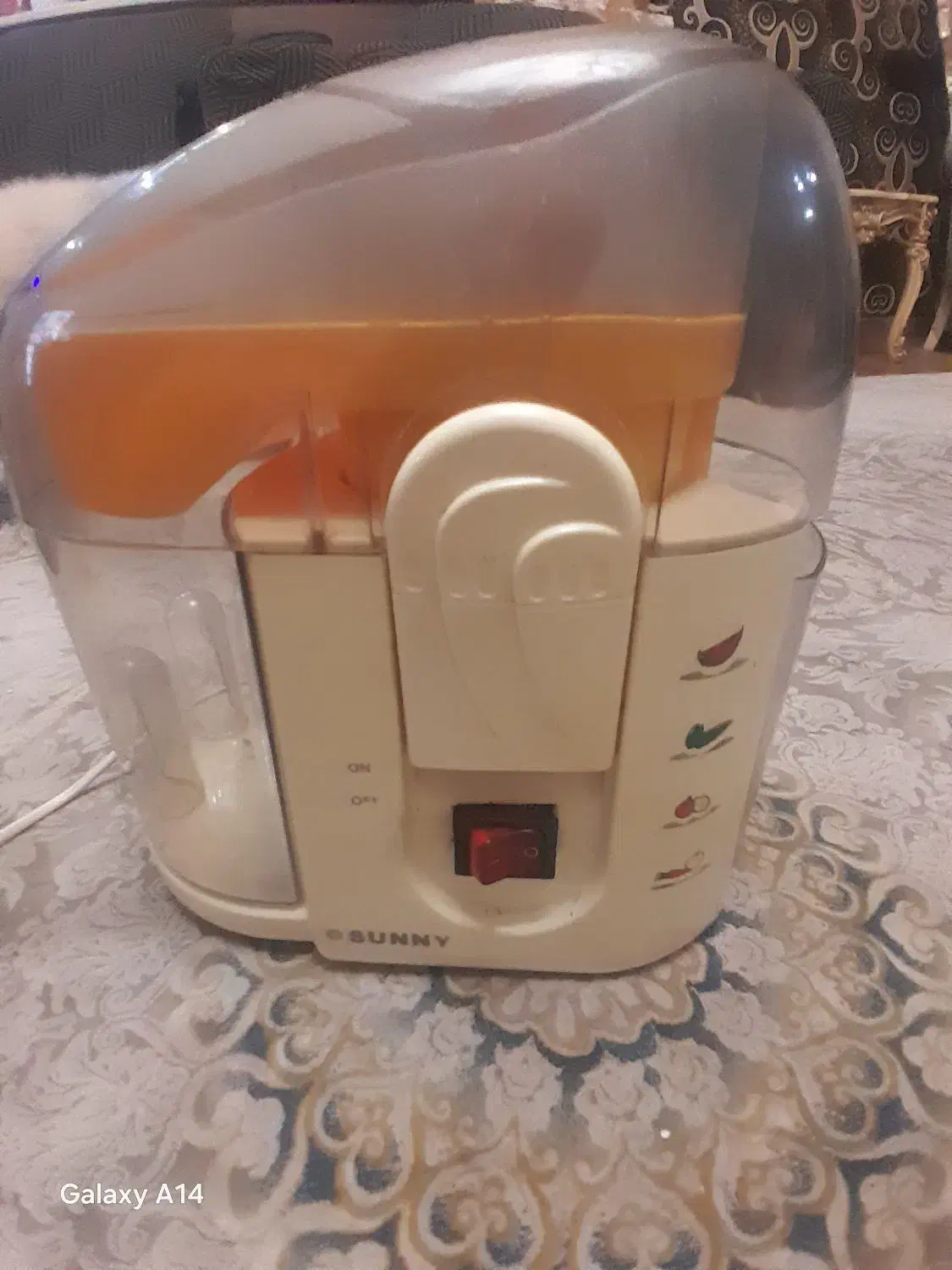 دستگاه آب میوه کیری|آبمیوه‌گیر و آب‌مرکبات‌گیر|کرج, کمال‌شهر|دیوار