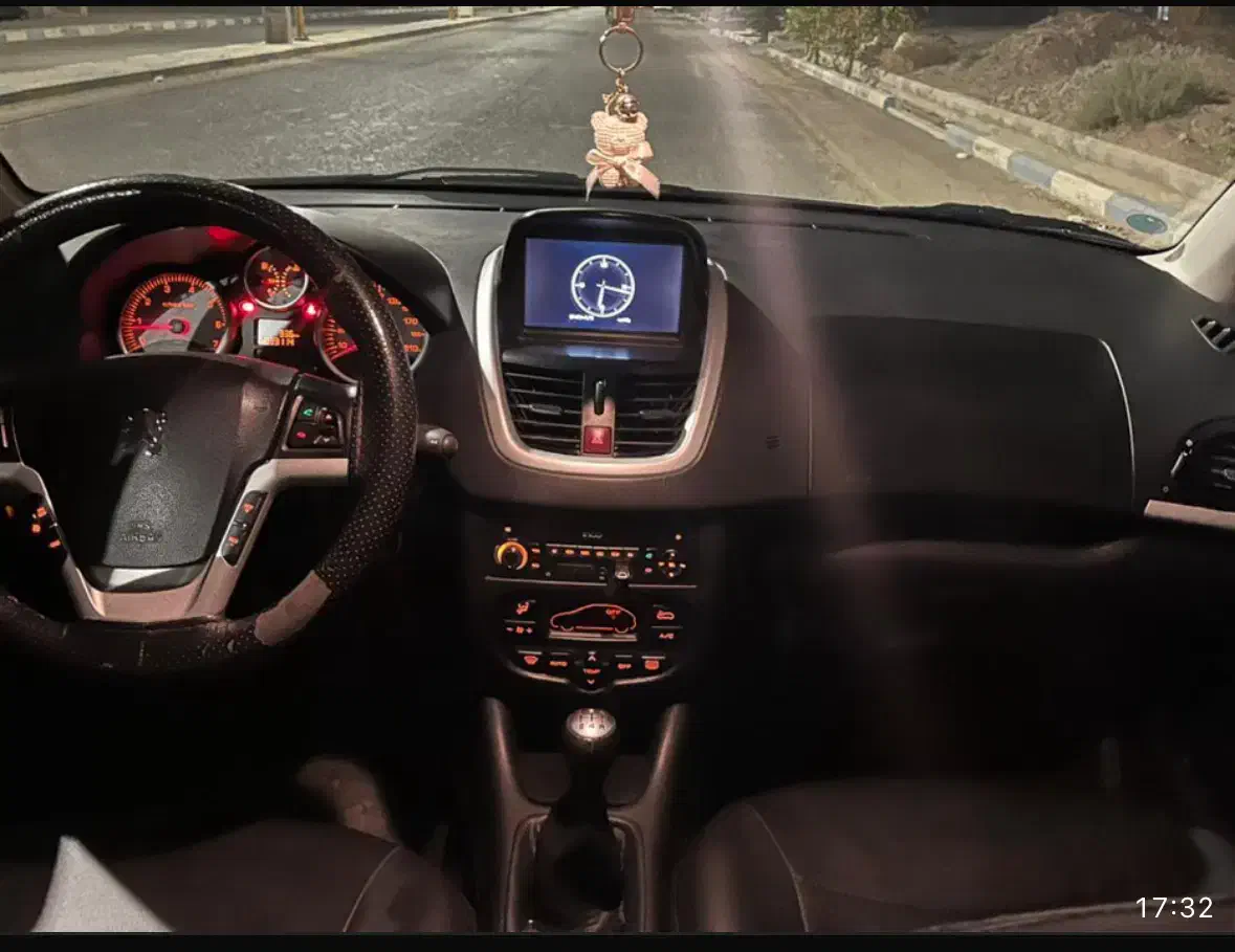 خودرو۲۰۷سقف فلزtu5|خودرو سواری و وانت|سیرجان, |دیوار