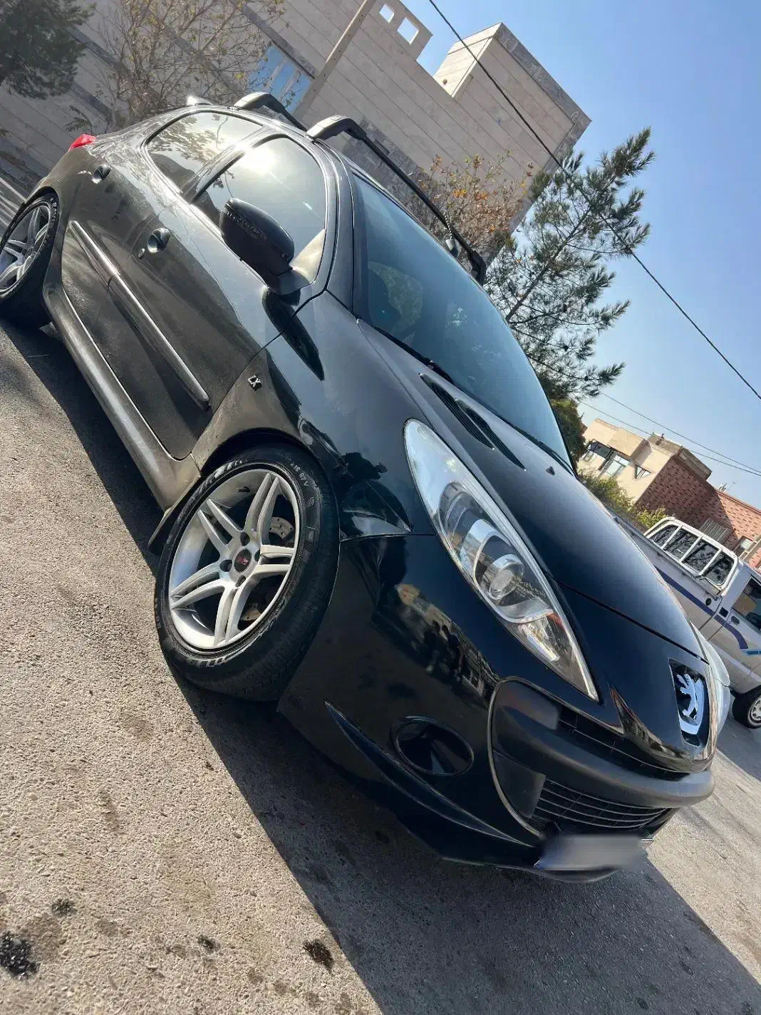 207 i مشکی دنده ای|خودرو سواری و وانت|گلبهار, شهر جدید گلبهار|دیوار