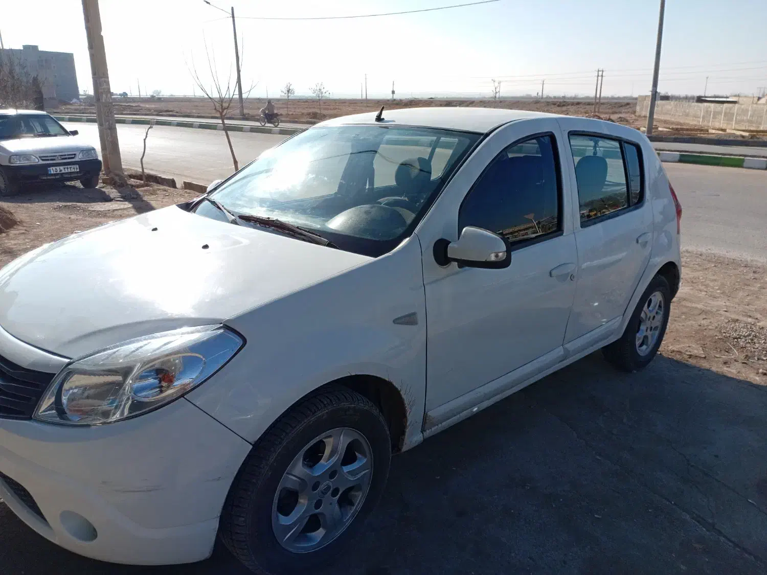 ساندرو اتومات ۹۶|خودرو سواری و وانت|بجنورد, |دیوار