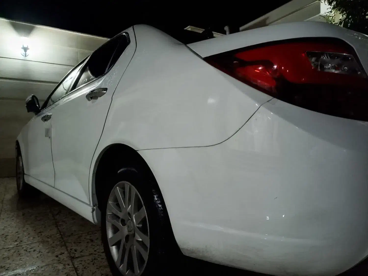 دنا پلاس ۱۴۰۴ ۶ سرعته خشک|خودرو سواری و وانت|گرگان, |دیوار