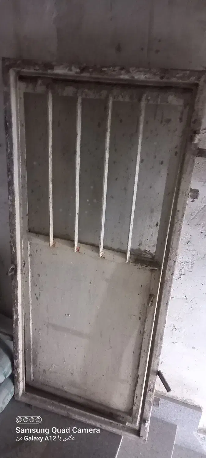 درب آهنی ۷۵*۱۷۵|مصالح و تجهیزات ساختمان|مشهد, طرق|دیوار