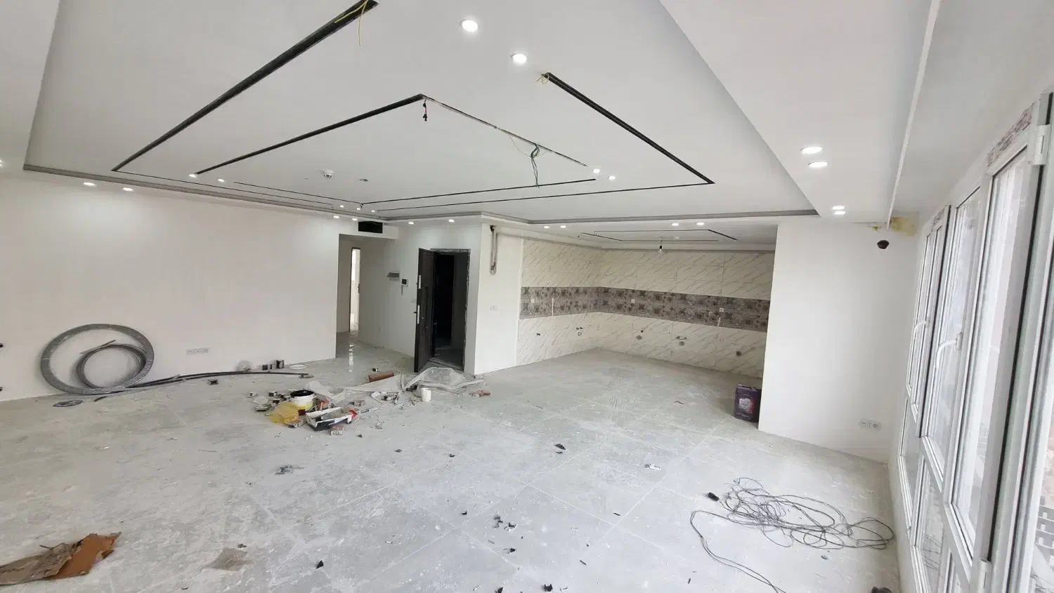 فروش آپارتمان نو ساز رنجبران۱۸متری کارگر|فروش آپارتمان|همدان, |دیوار