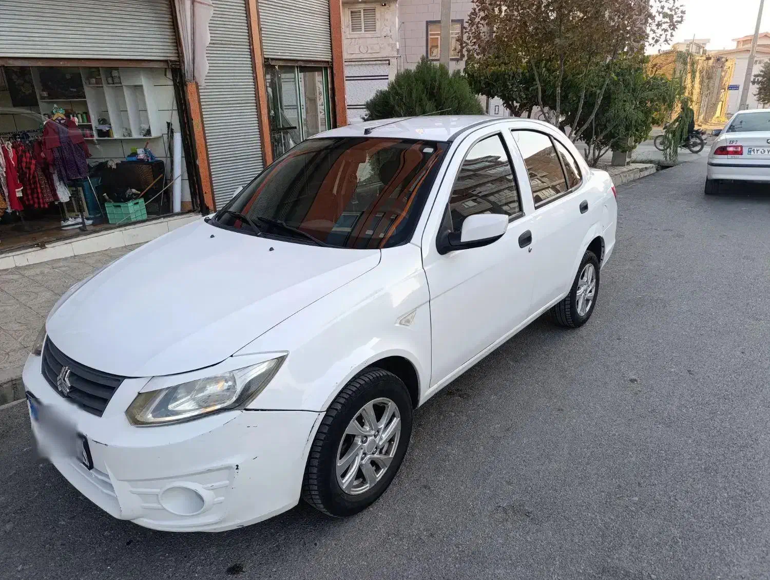 ماشین ساینا ۹۷|خودرو سواری و وانت|اسدآباد, |دیوار