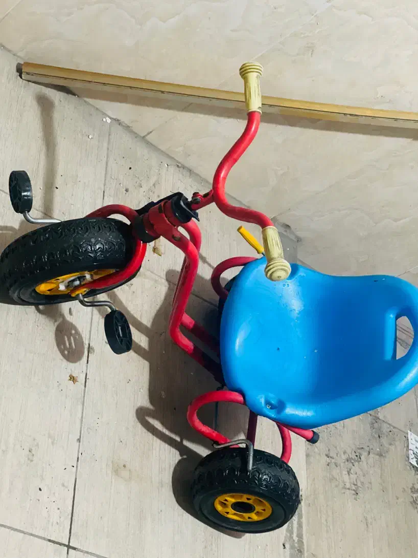 سه چرخه کودک|دوچرخه، اسکیت، اسکوتر|مشهد, آزادشهر|دیوار