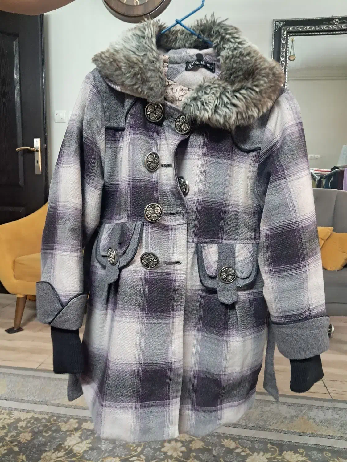 پالتوی دخترانه|کفش و لباس بچه|تهران, امام زاده عبدالله|دیوار