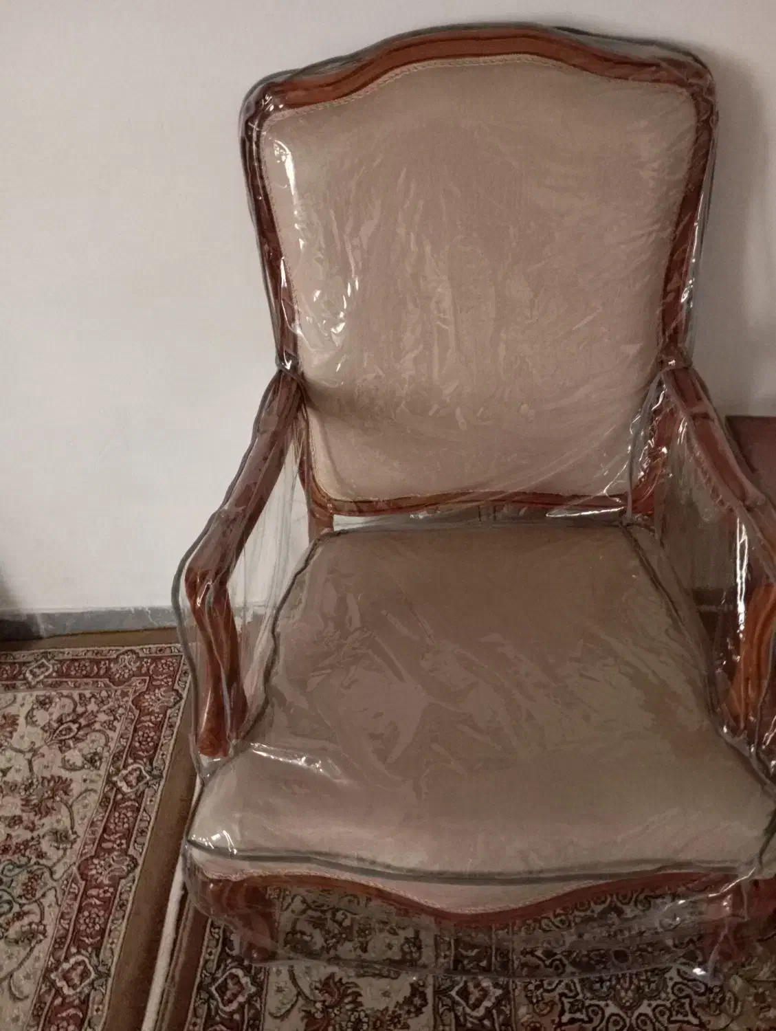کاور مبلمان|مبلمان خانگی و میز عسلی|نهاوند, |دیوار