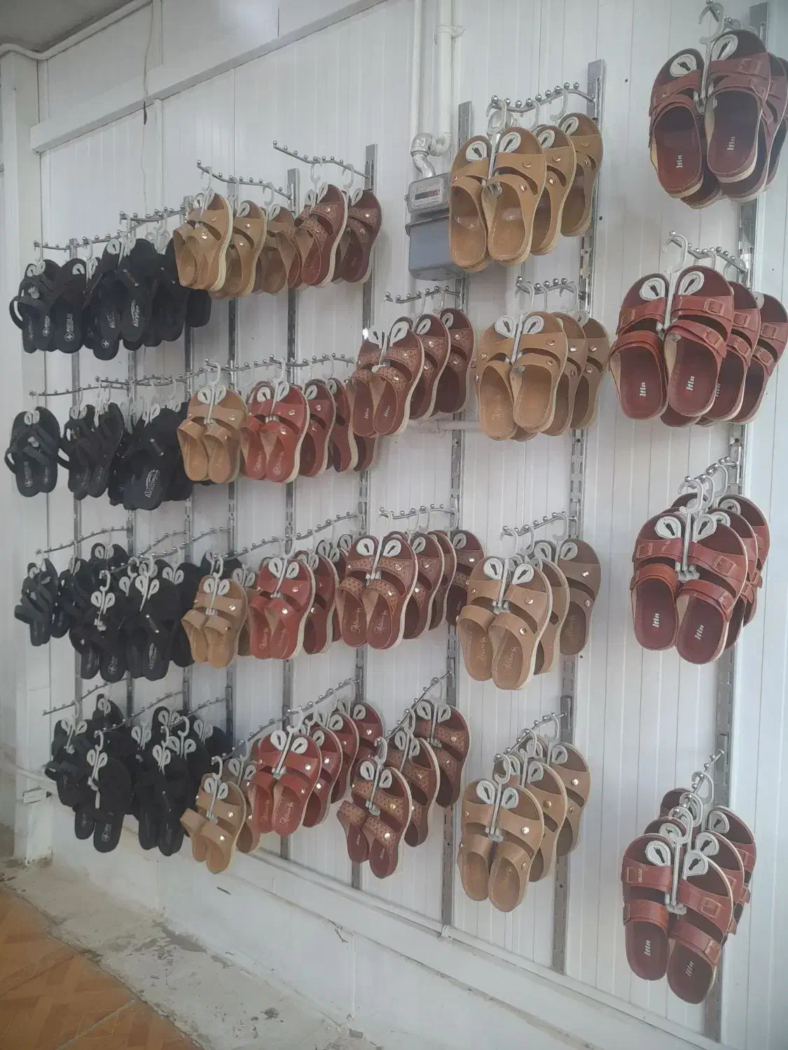 دمپایی|کیف، کفش، کمربند|قم, پردیسان|دیوار