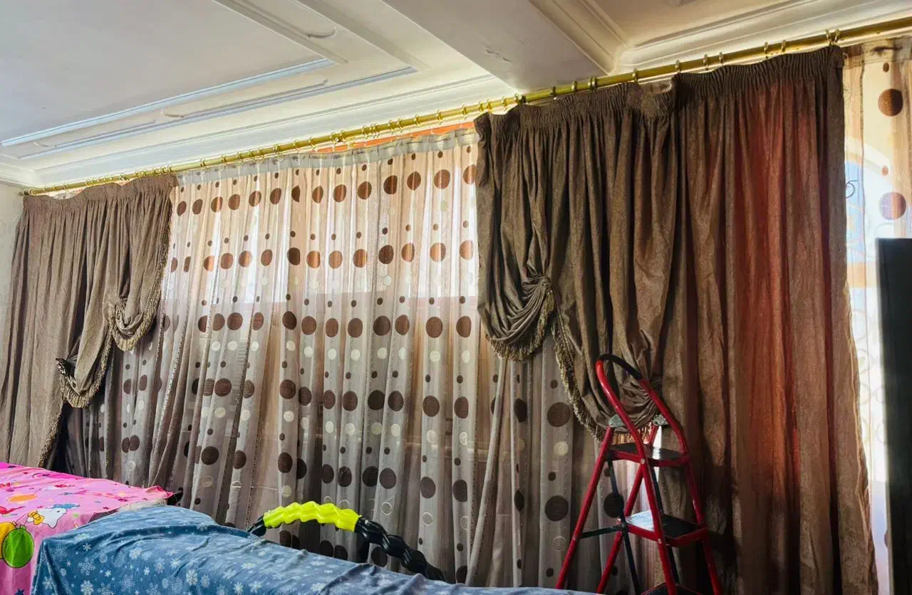 پرده حریر با لایه کناری مخمل درحد|پرده، رانر، رومیزی|چابهار, |دیوار