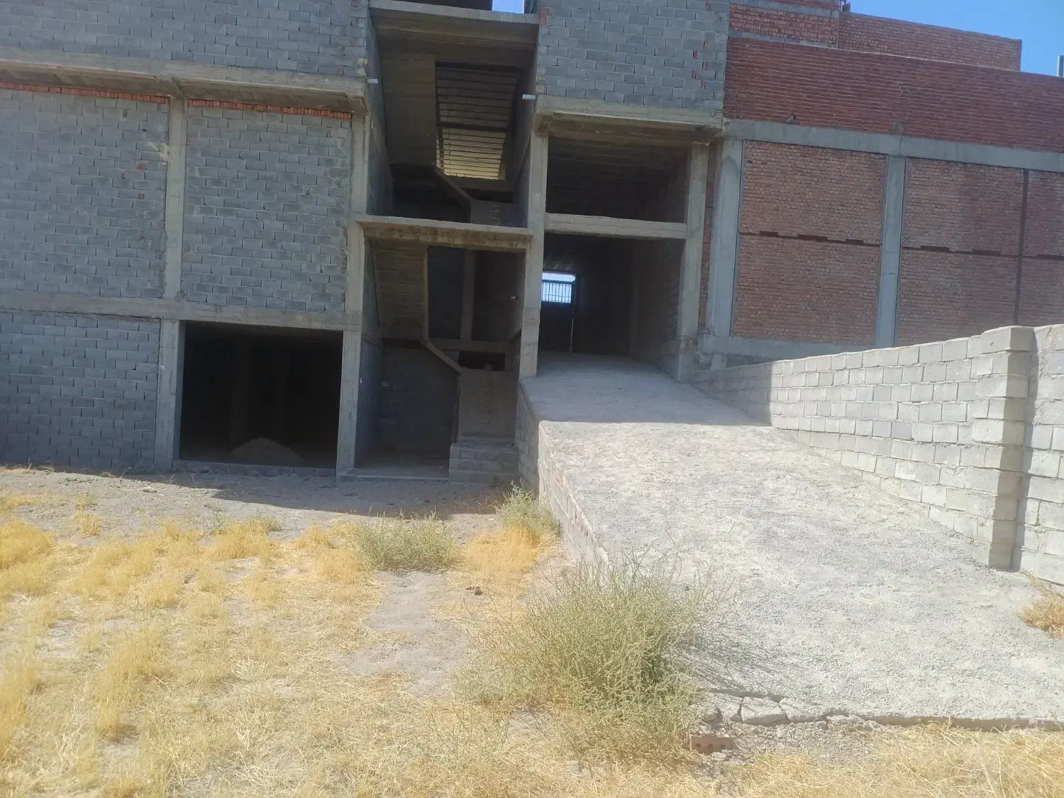 اجاره انبار|اجارهٔ دفتر صنعتی، کشاورزی، تجاری|بناب, |دیوار