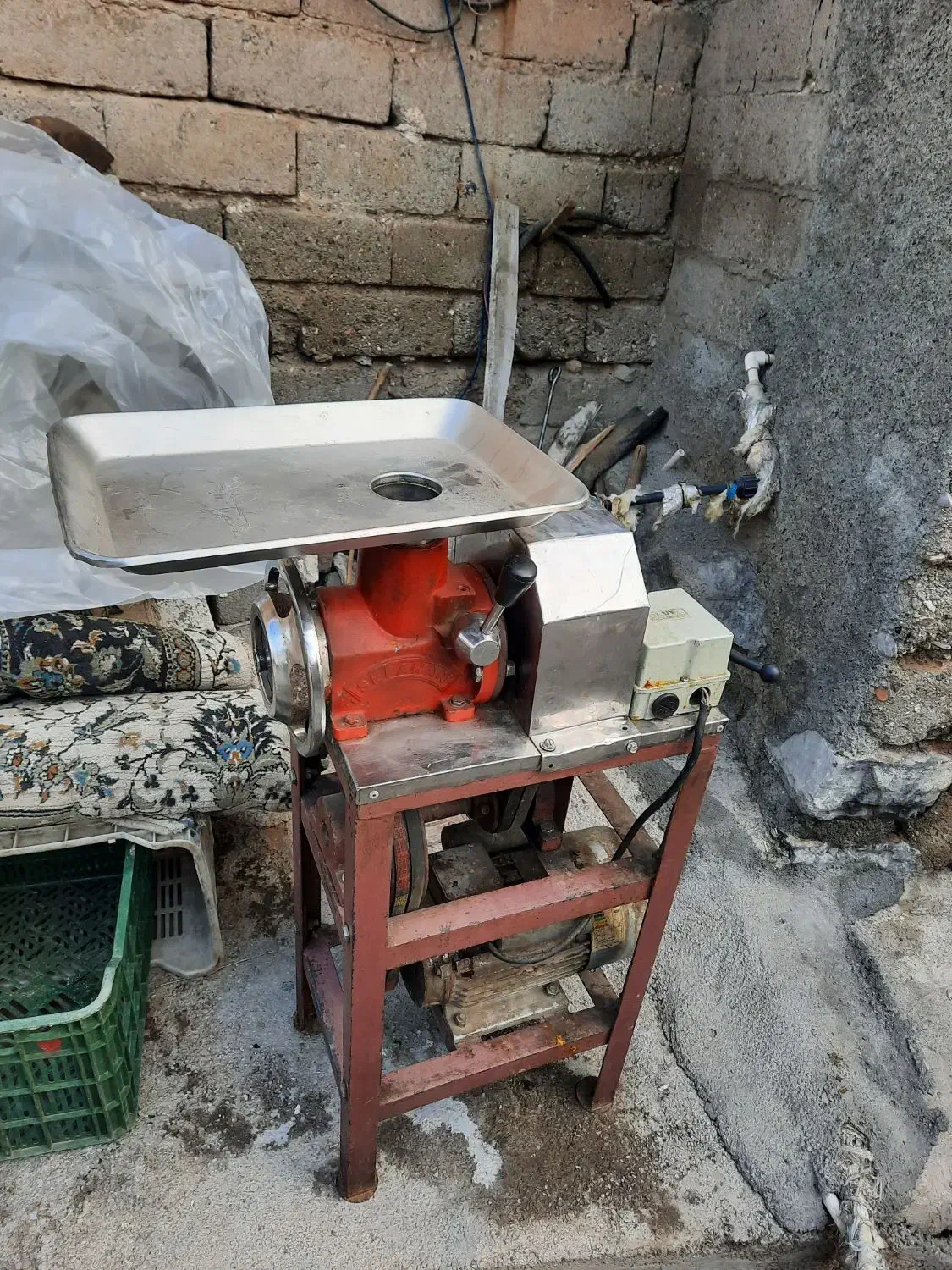 چرخ گوشت قصابی|فروشگاه و مغازه|کرمانشاه, |دیوار