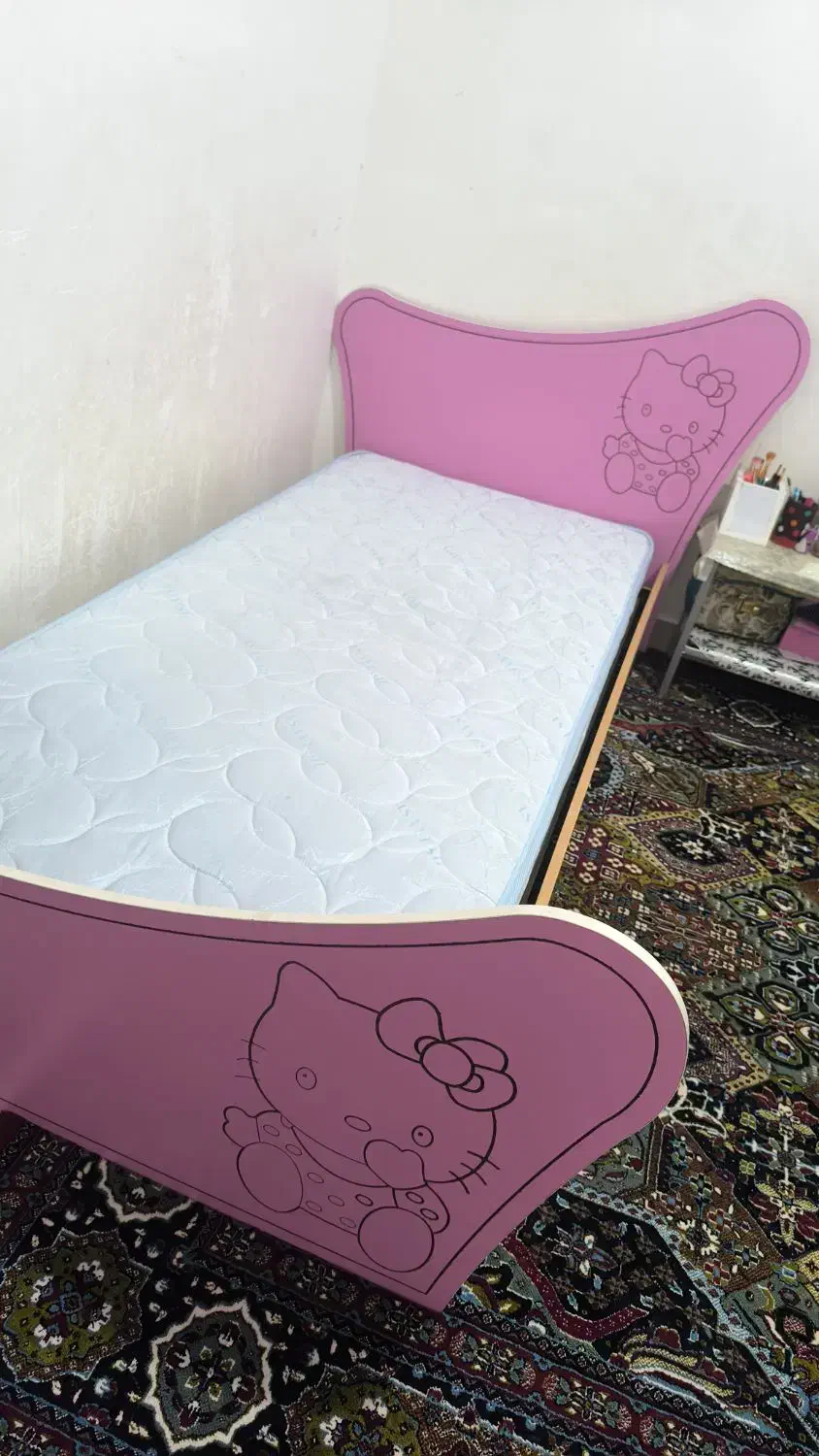 تخت دخترونه طرح‌کیتی|تخت و سرویس خواب|بندرلنگه, |دیوار