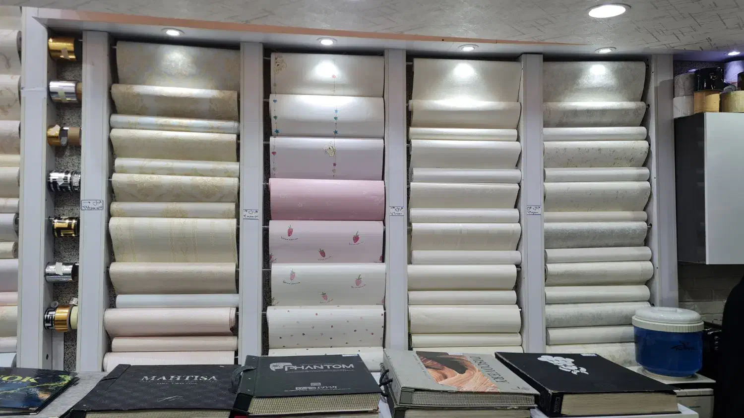 انبار پخش کاغذدیواری از رولی ۱۳۰الی۷۵۰ت|خدمات پیشه و مهارت|تهران, افسریه جنوبی|دیوار