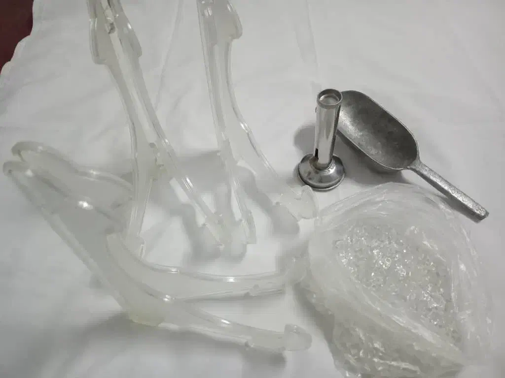 فلافل زن شلف سنگ سفید پایه بشقاب|صنایع دستی و سایر لوازم تزئینی|رشت, پستک|دیوار