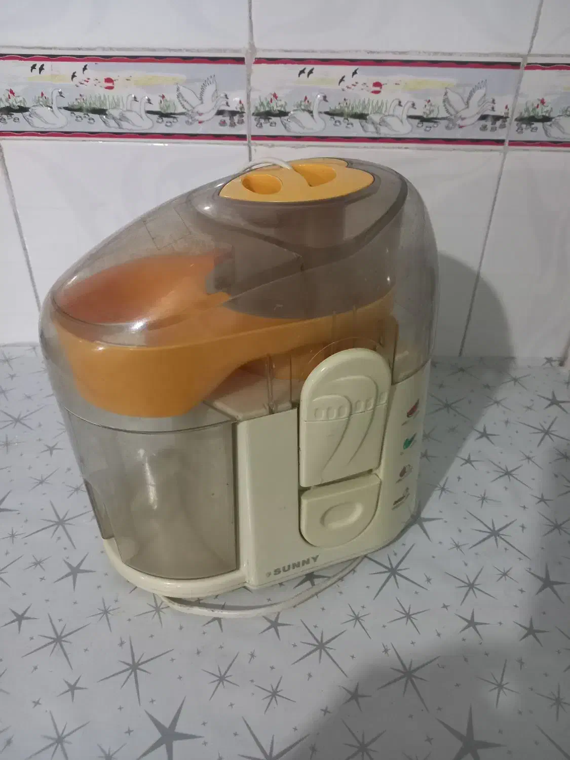 آبمیوه گیری|آبمیوه‌گیر و آب‌مرکبات‌گیر|نیشابور, مازول|دیوار