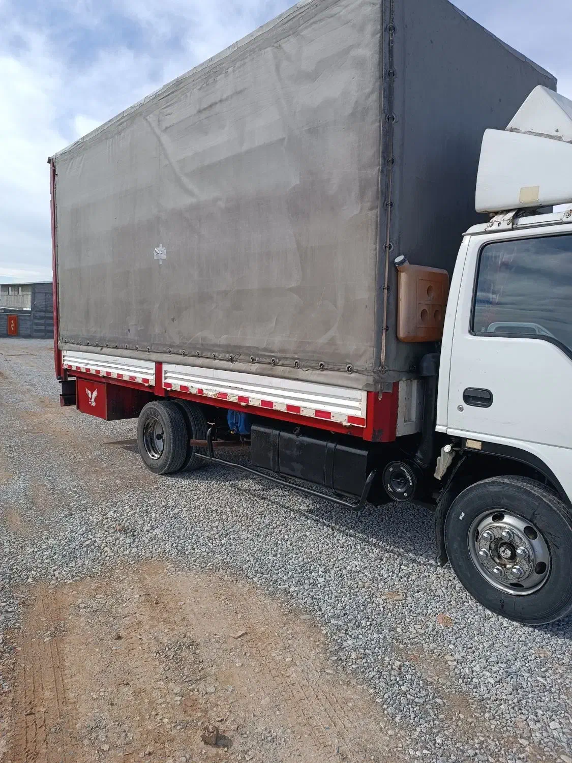 ایسوزو مدل 87. شش تن|خودرو سنگین|ملکان, |دیوار