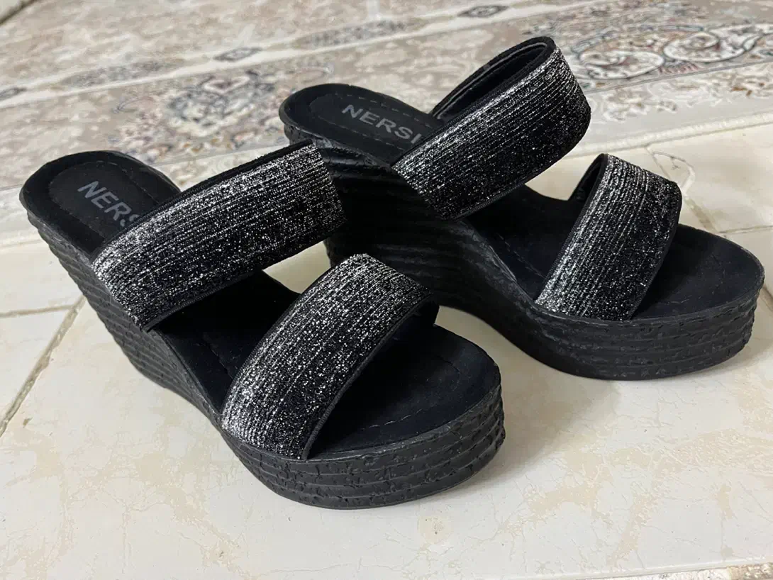 صندل|کیف، کفش، کمربند|قم, سراجه (۱۵ خرداد)|دیوار