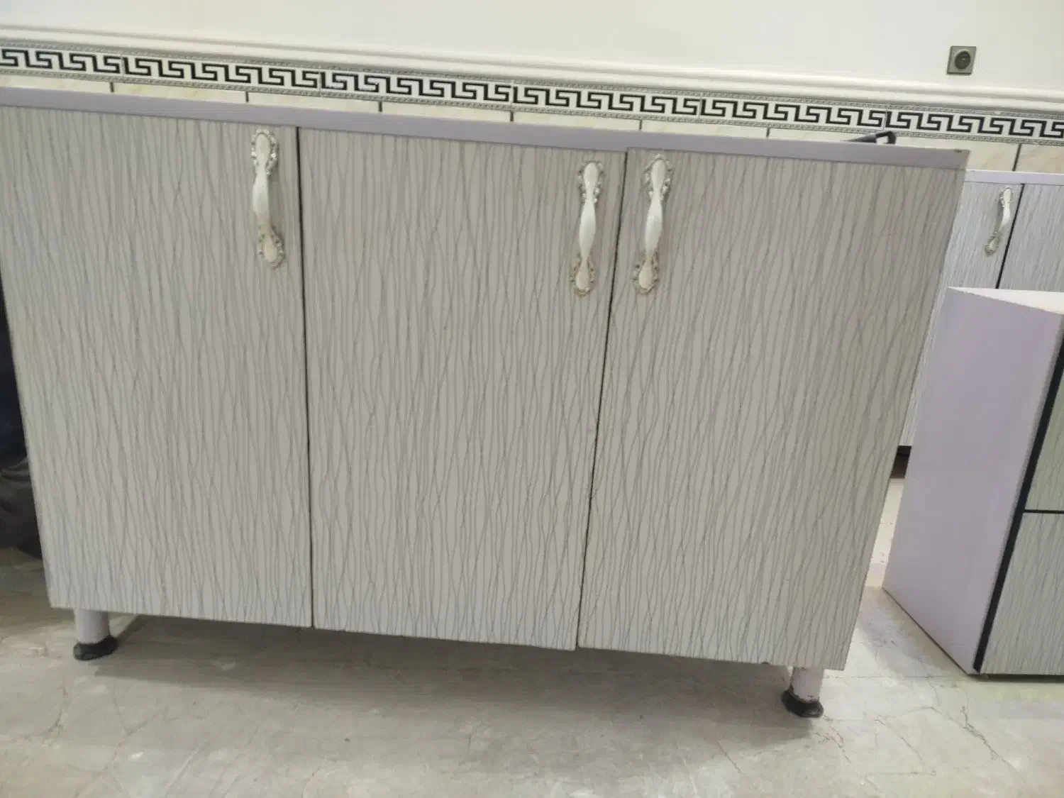 کابینت|مصالح و تجهیزات ساختمان|کبودرآهنگ, |دیوار