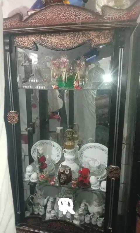 کمد ویترین|بوفه، ویترین، کنسول|شهرکرد, |دیوار