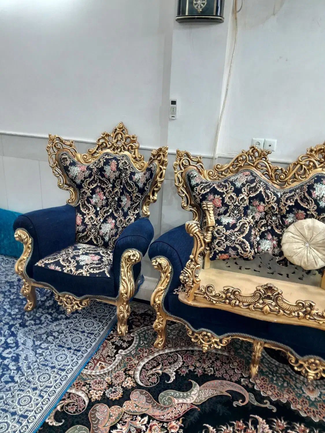 مبل سلطنتی تمیز|مبلمان خانگی و میز عسلی|قم, نیروگاه|دیوار