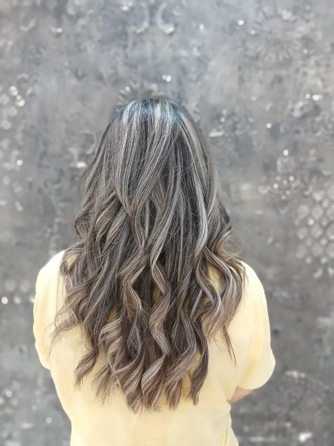 رنگ ولایت و آموزش رنگ  کوتاهی مو|خدمات آرایشگری و زیبایی|خرم‌آباد, |دیوار