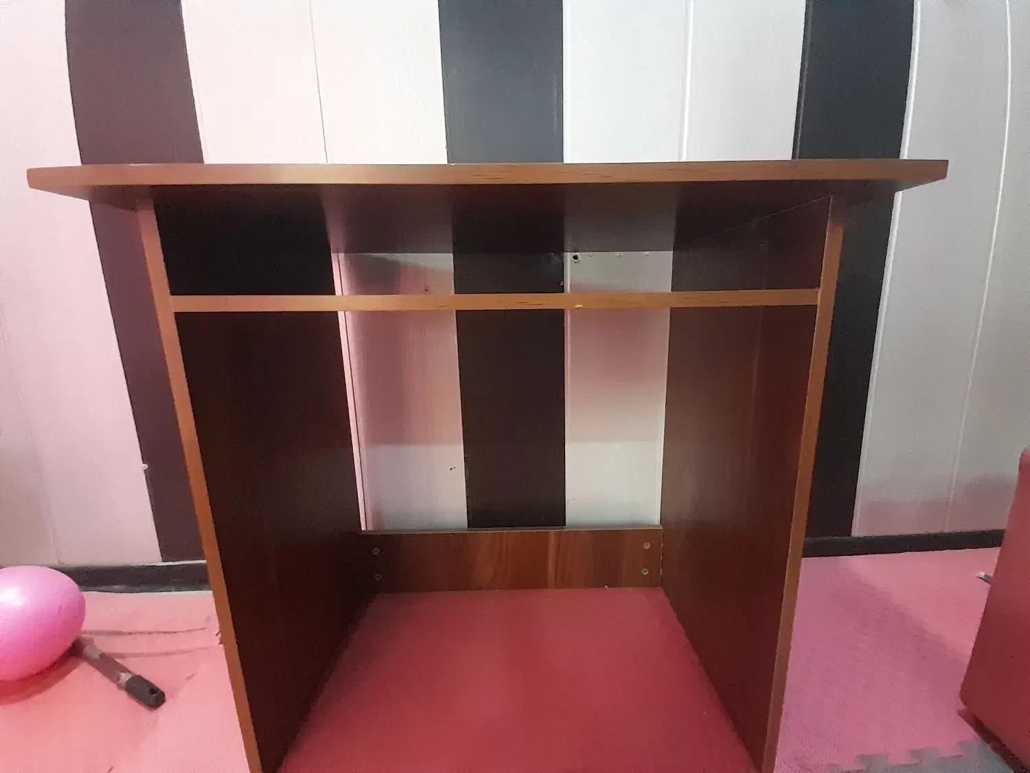 میز تحریر کم جا سالم|میز تحریر و کامپیوتر|کرج, گلشهر|دیوار