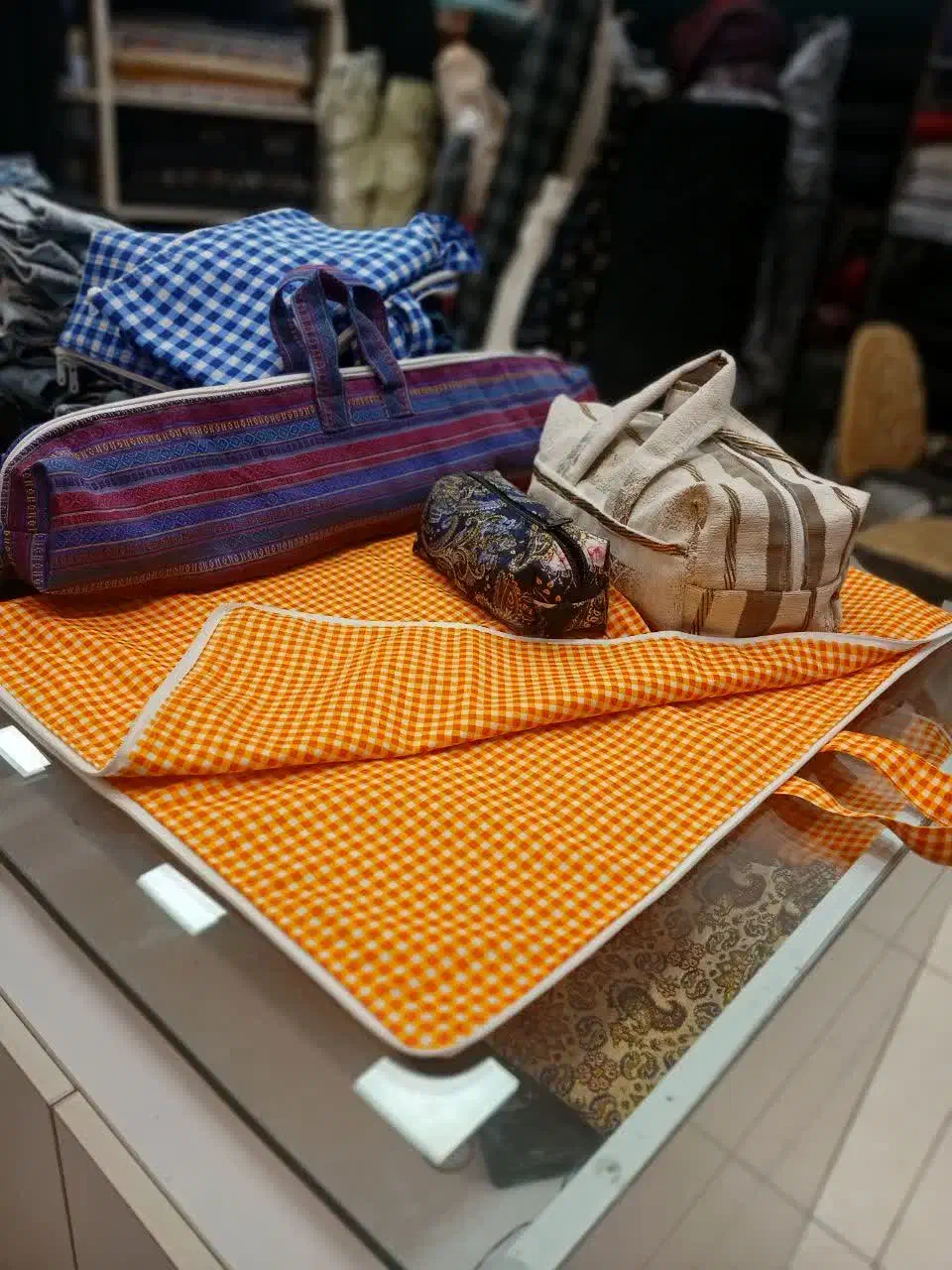 کیف و لوازم|کیف، کفش، کمربند|اردبیل, |دیوار