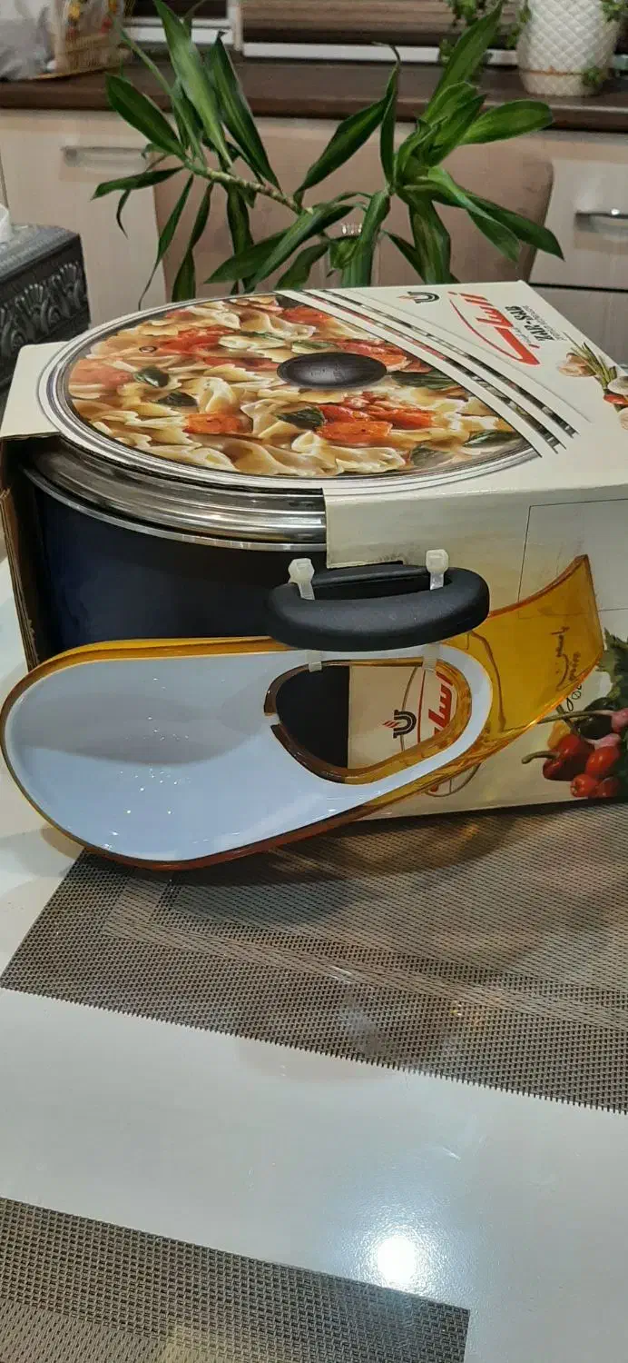 قابلمه نچسب زرساب|ظروف پخت‌وپز|تهران, امیریه|دیوار