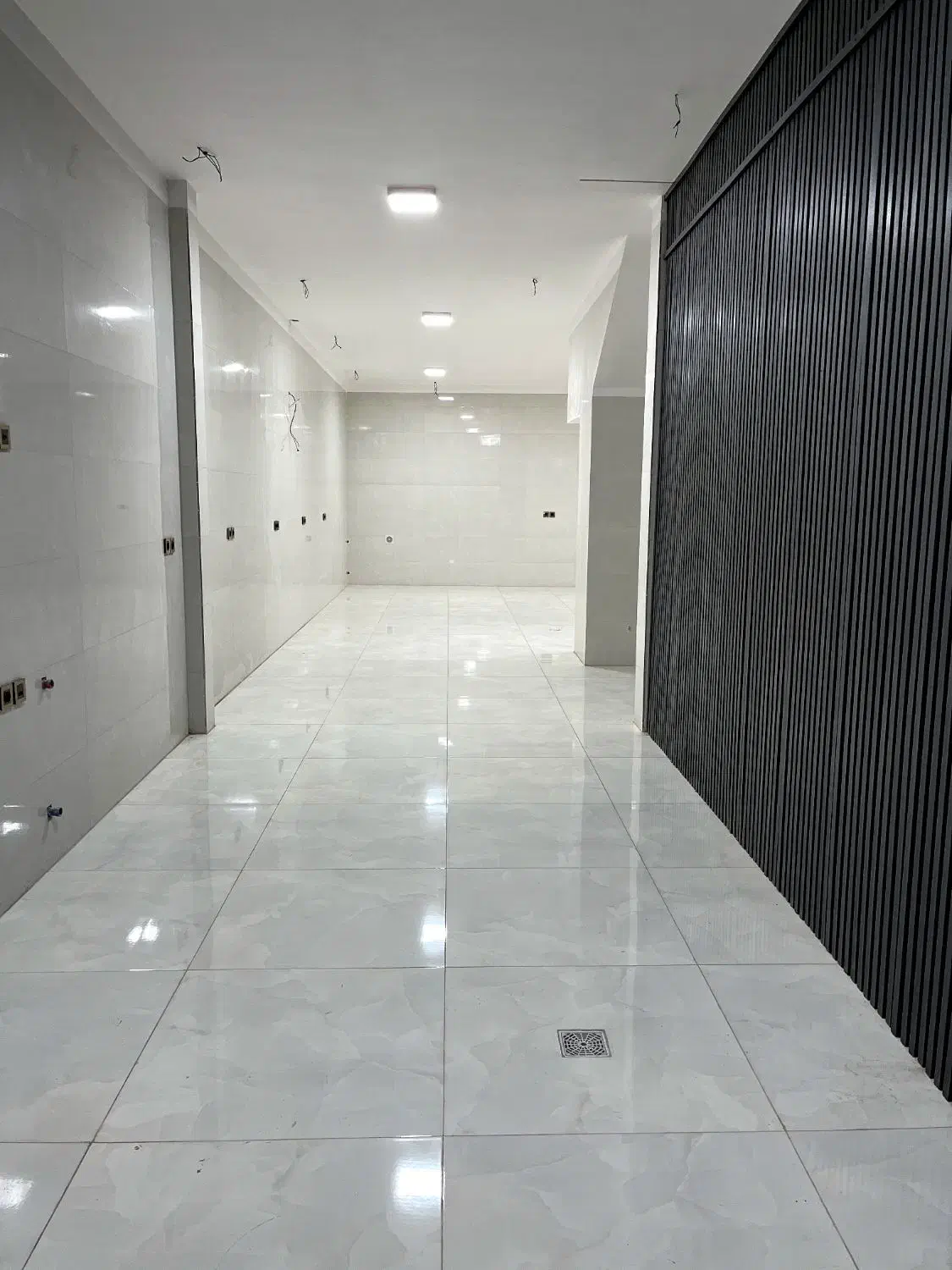 اجاره مغازه بر بعثت 22|اجارهٔ مغازه و غرفه|قم, شهرک فاطمیه|دیوار