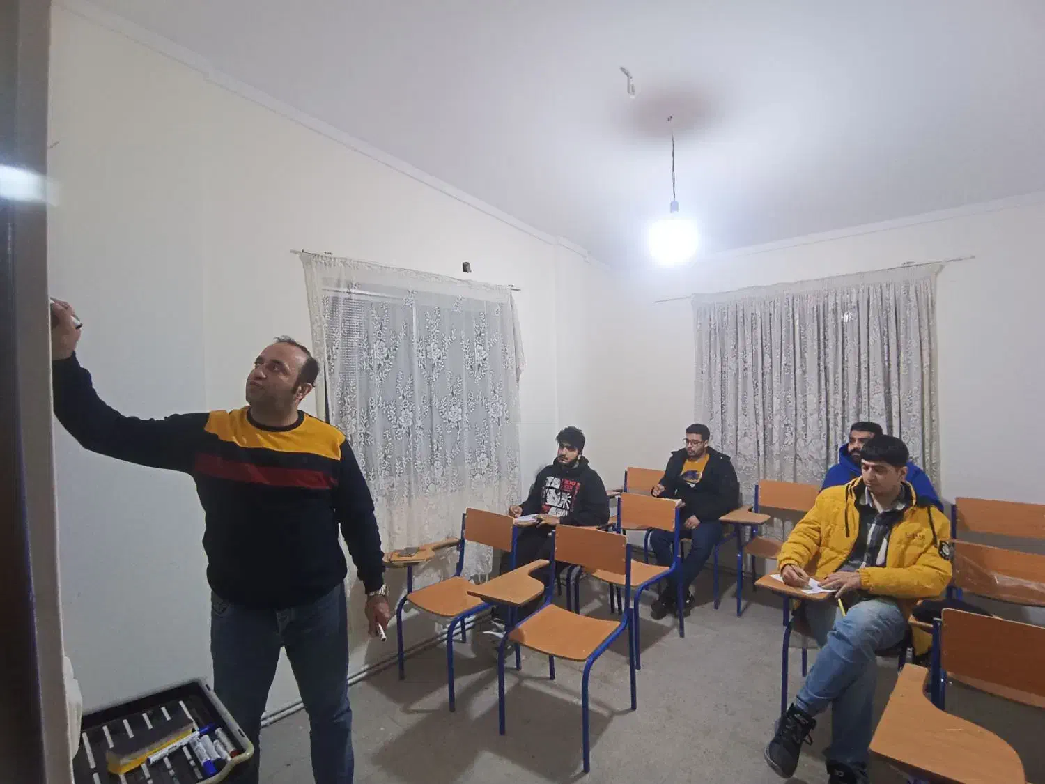 آموزشگاه تخصصی تعمیرات موبایل|خدمات آموزشی|بابل, |دیوار