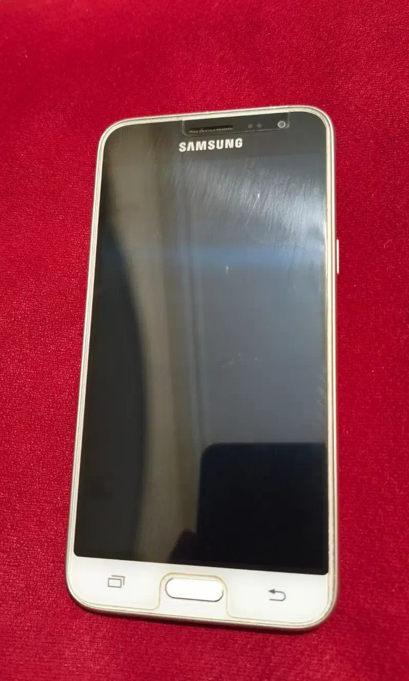 گوشی j 3 سامسونگ 2016|موبایل|مرودشت, ابوذر شمالی‎|دیوار