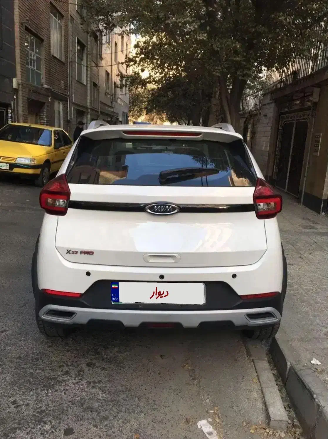 ایکس 22 پرو سفید،مدل ۱۴۰۲ فروش فوری|خودرو سواری و وانت|مشهد, پایین خیابان|دیوار