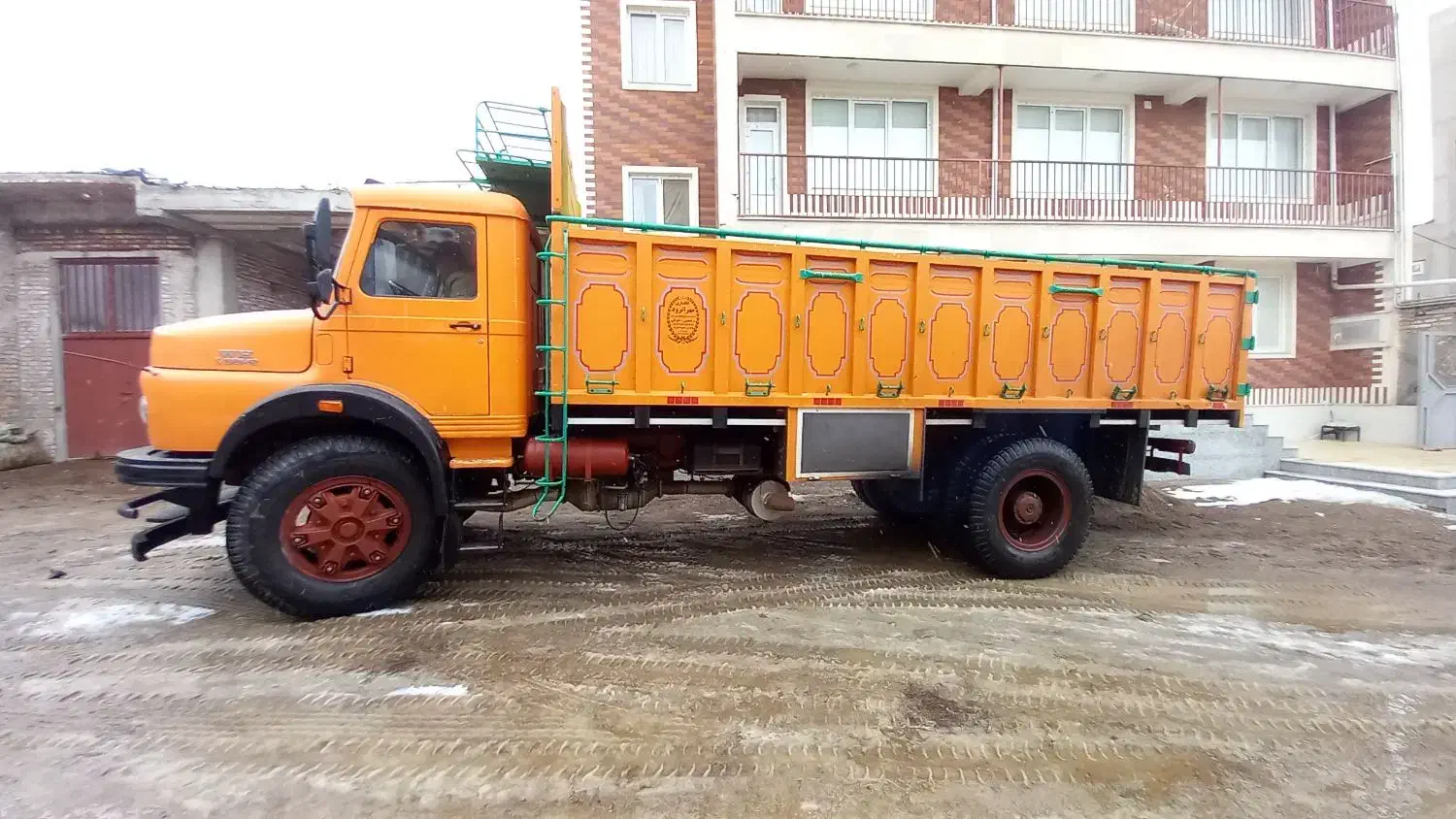 بنز تک باری|خودرو کلاسیک|سراب, |دیوار