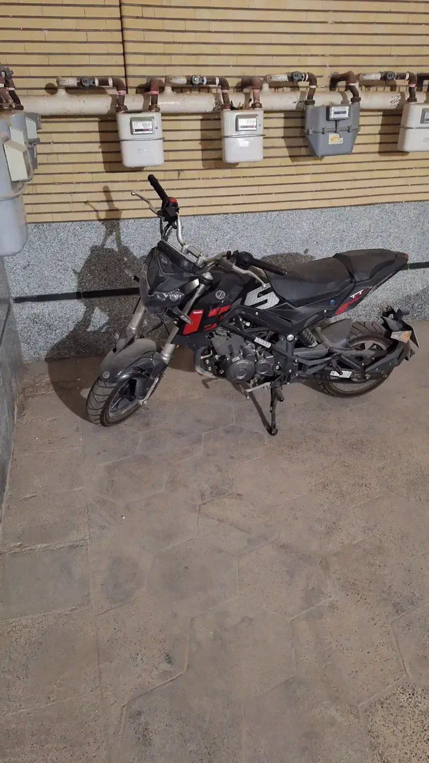 بنلی TNT 135|موتورسیکلت|قم, باغ کرباسی|دیوار