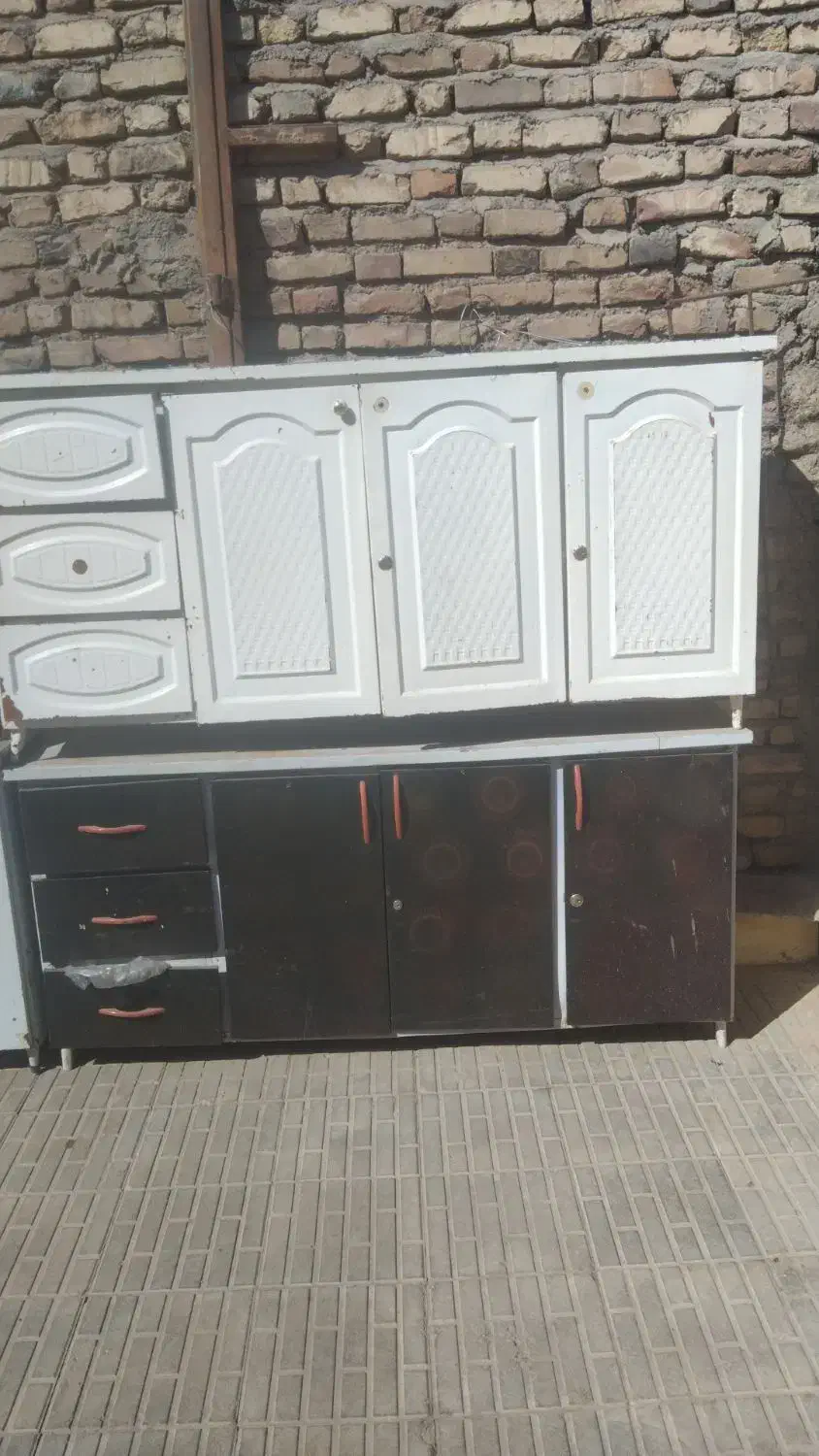 کمد ظرفی چهار در تمیز|جاکفشی، کمد، دراور|سیرجان, |دیوار