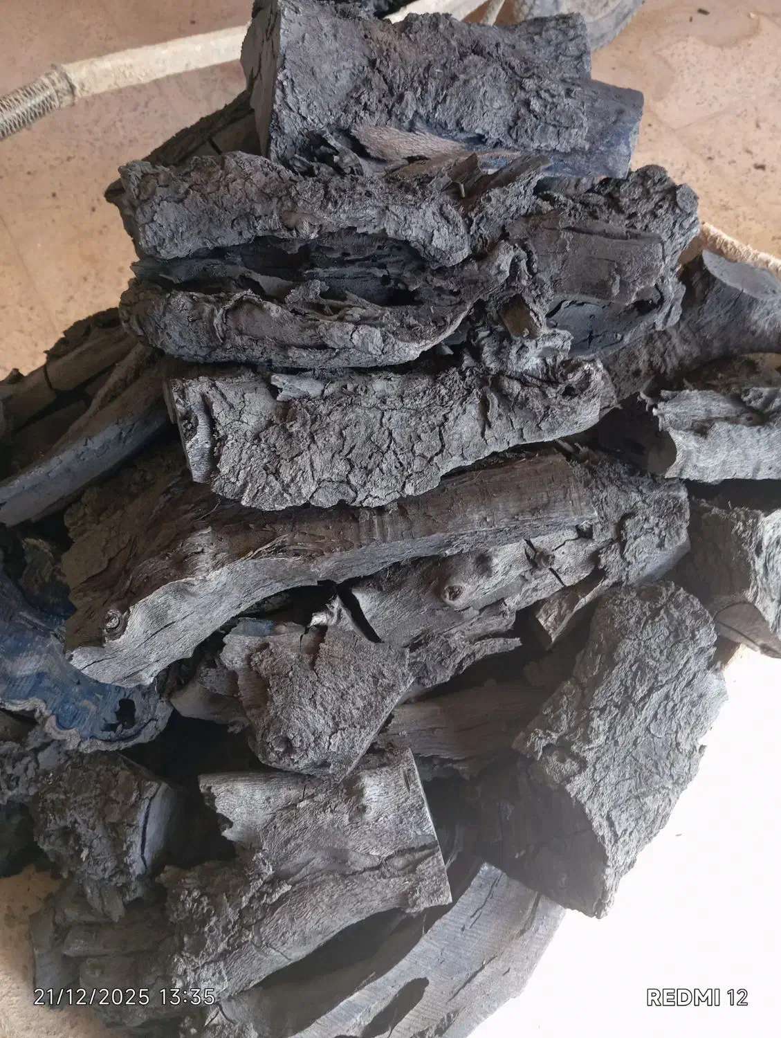 ذغال|خوردنی و آشامیدنی|ایلام, |دیوار