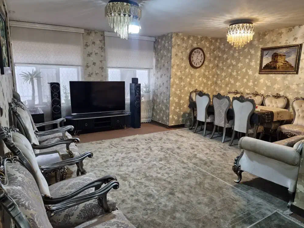 اپارتمان ۱۳۰ متری ۳ خواب|اجارهٔ آپارتمان|اراک, |دیوار