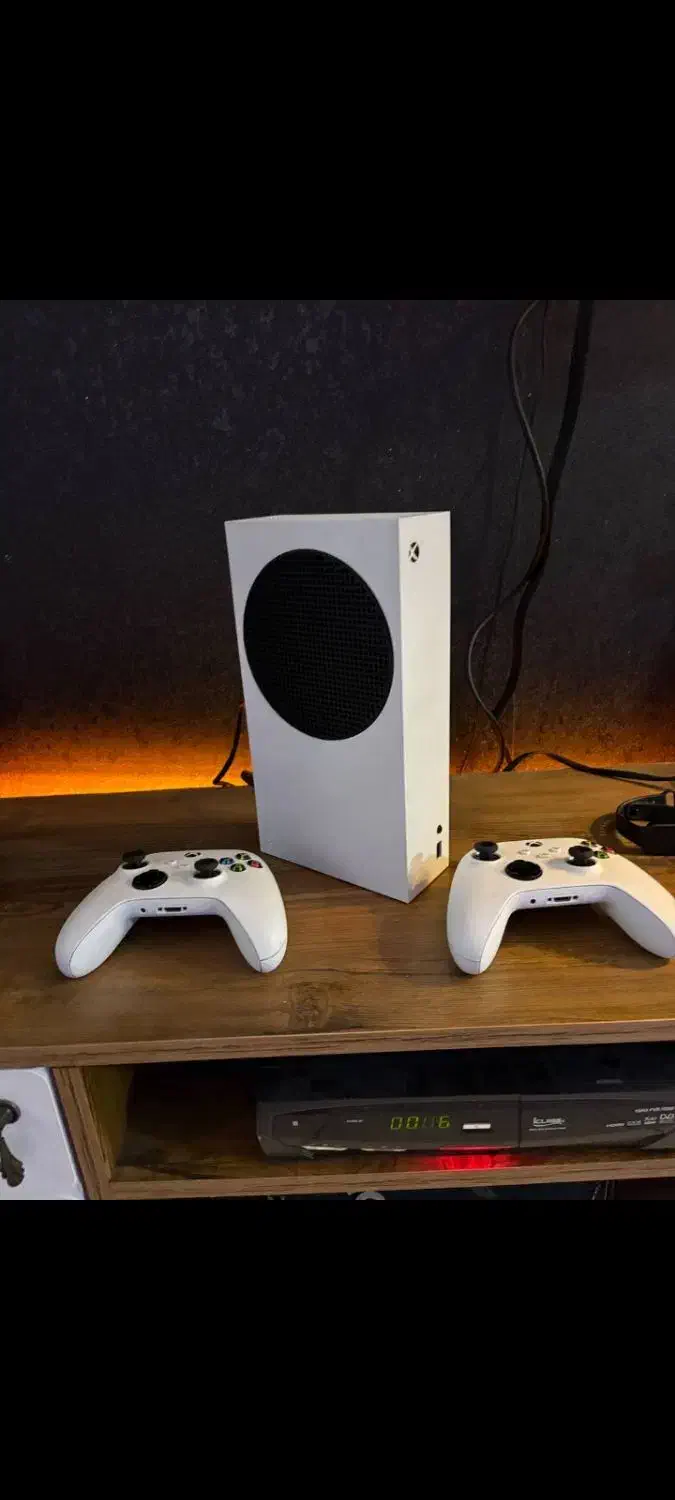 Xbox series s 512|کنسول، بازی ویدئویی و آنلاین|تهران, تهرانپارس شرقی|دیوار