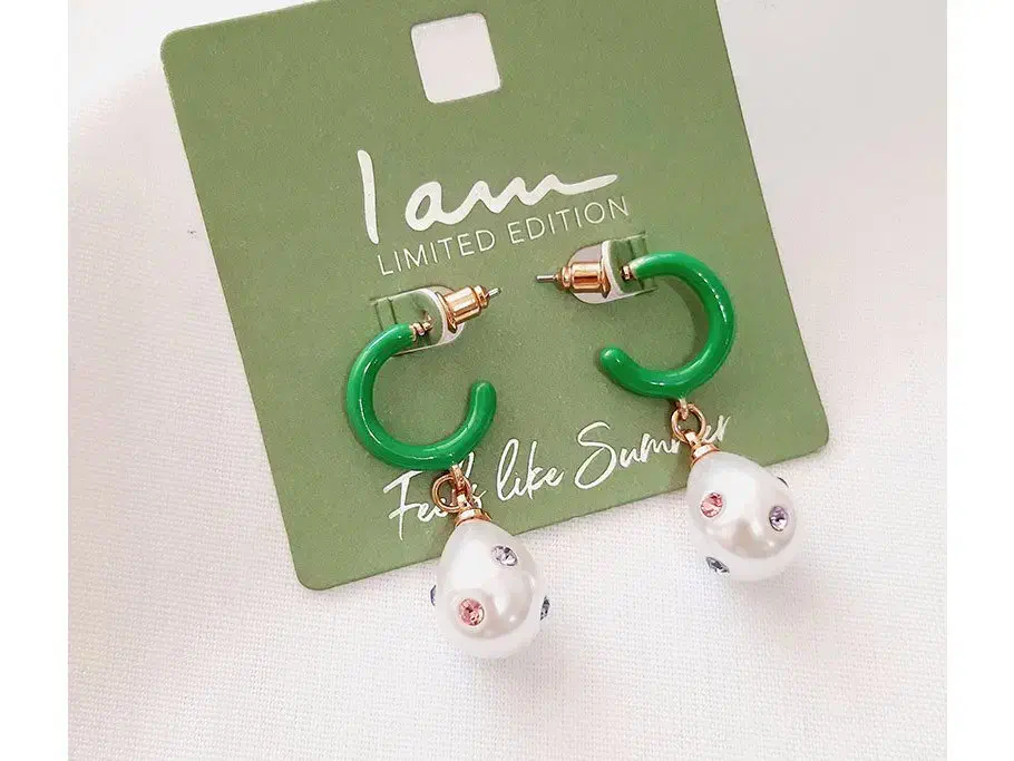 گوشواره نیم حلقه ای آویزدار مروارید نگینی چند رنگ|بدلیجات|زنجان, |دیوار