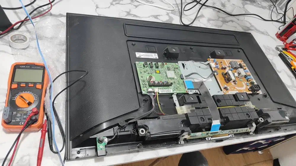 تعمیرات تخصصی تلویزیون|خدمات پیشه و مهارت|صدرا-فارس, فاز ۱|دیوار