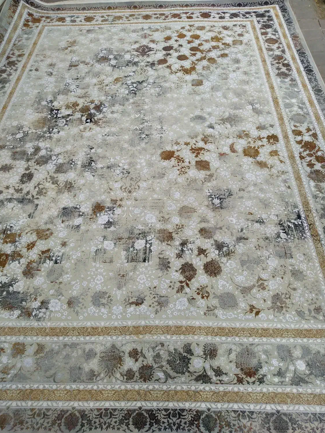 دو عدد فرش نو نو آکبند 1200شانه گلبرجسته|فرش|نورآباد, |دیوار