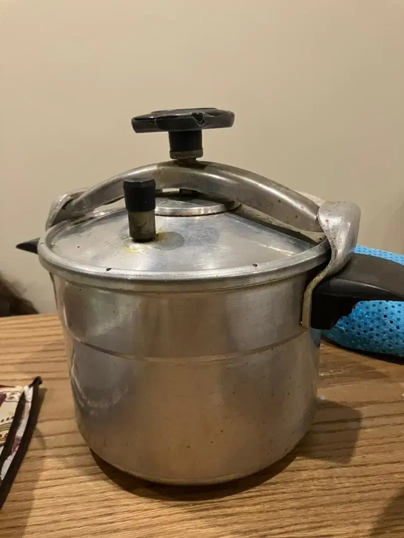 زودپز سب|ظروف پخت‌وپز|کرج, ساسانی (قلمستان)|دیوار