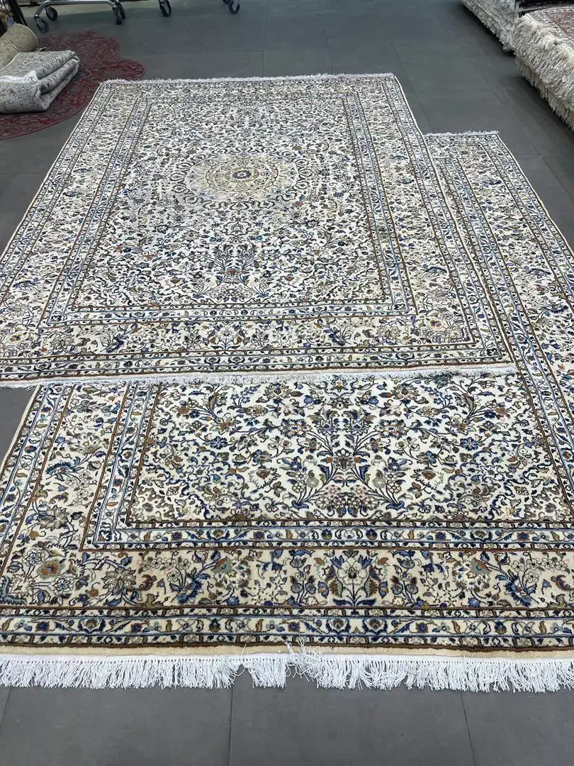 فرش دستباف (بساک)جفت۹ متری یکی خوب یکی تخ نما شده|فرش|مشکیندشت, |دیوار