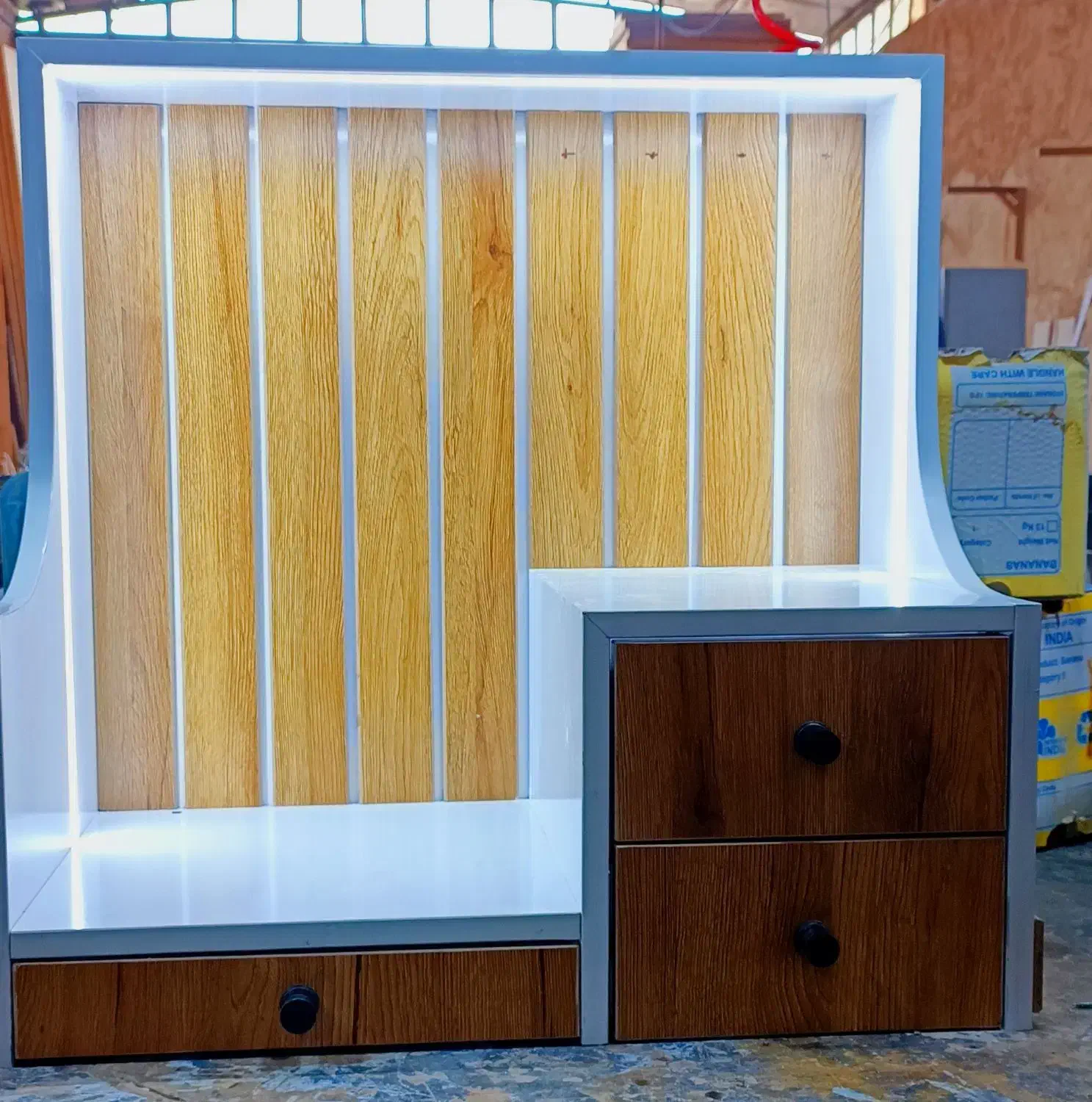 مینی کافه بار|بوفه، ویترین، کنسول|نجف‌آباد, طالقانی|دیوار